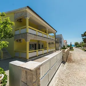  Apartment Vam